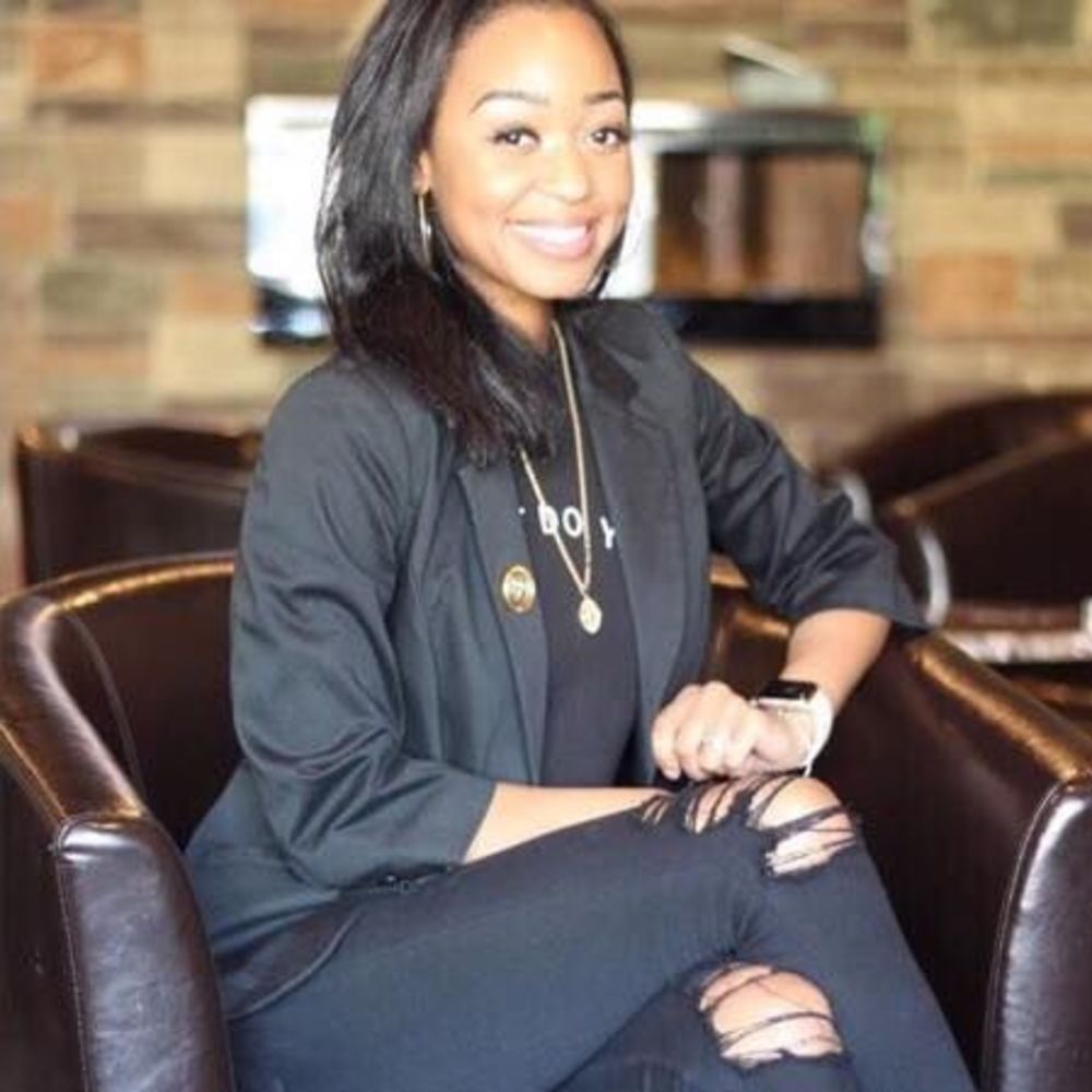 Meet your Posher, Arianna